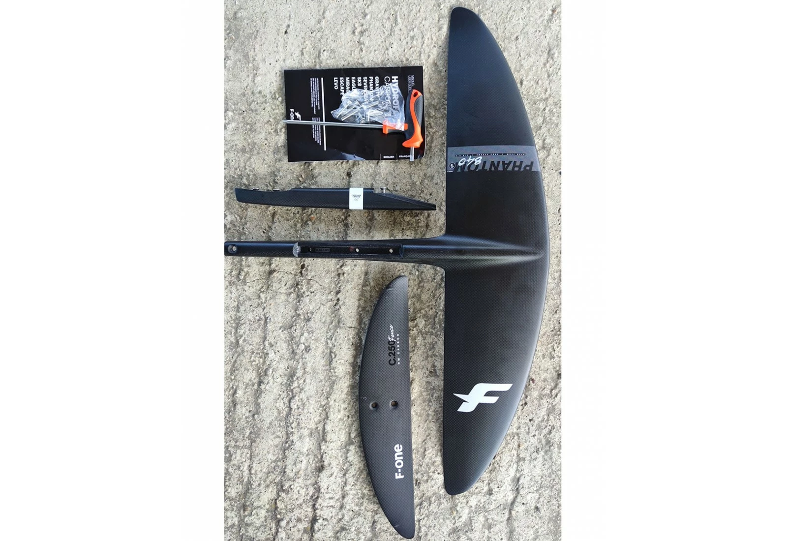 PLANE F-ONE PHANTOM-S CARBON S840 COMPLETE